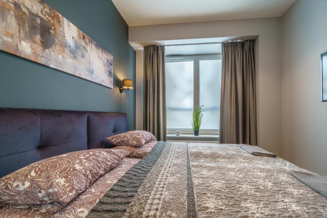 Bright And Charming- Golden Apartments- City Center&S18 Varsavia Esterno foto