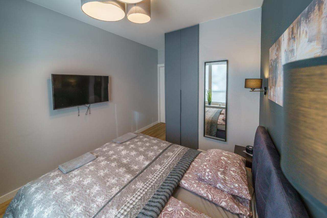 Bright And Charming- Golden Apartments- City Center&S18 Varsavia Esterno foto