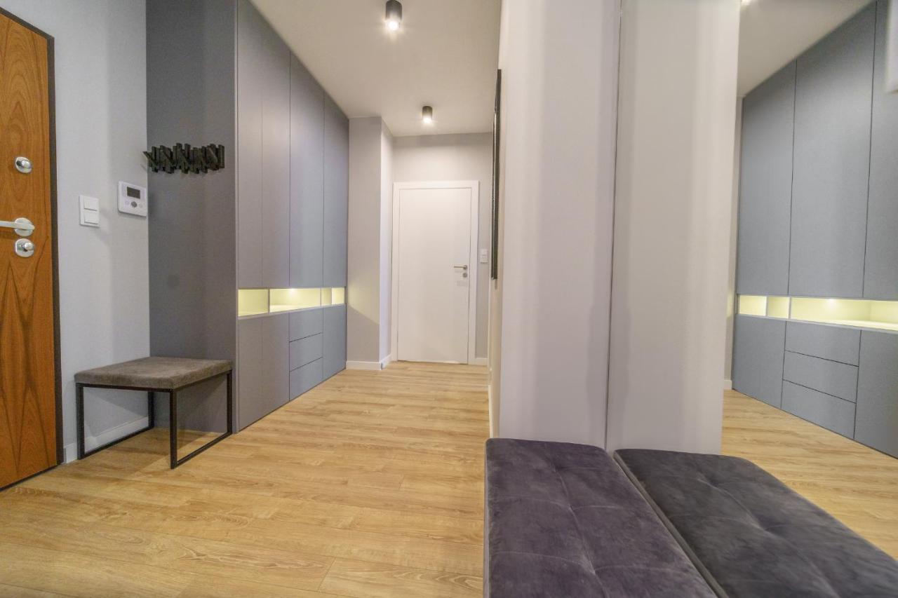 Bright And Charming- Golden Apartments- City Center&S18 Varsavia Esterno foto