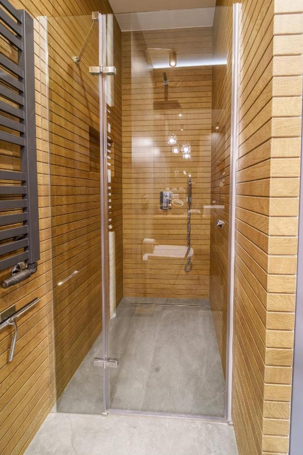 Bright And Charming- Golden Apartments- City Center&S18 Varsavia Esterno foto