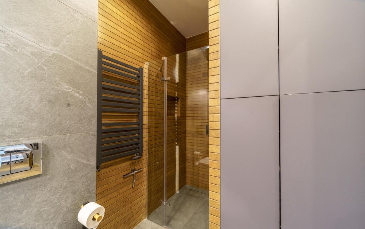 Bright And Charming- Golden Apartments- City Center&S18 Varsavia Esterno foto