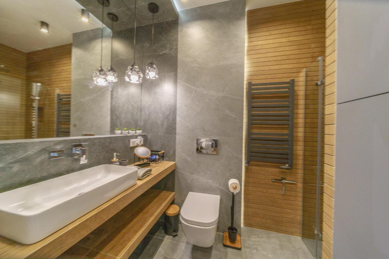 Bright And Charming- Golden Apartments- City Center&S18 Varsavia Esterno foto