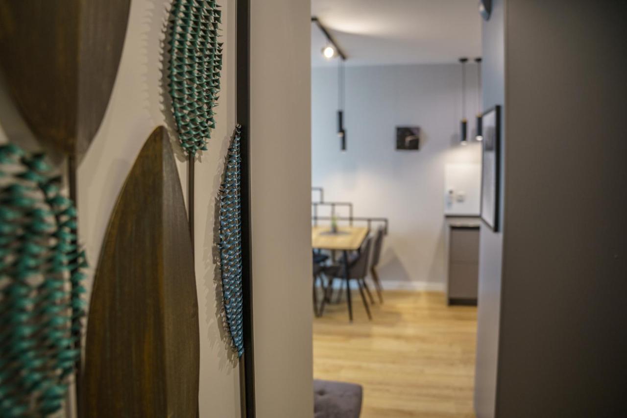 Bright And Charming- Golden Apartments- City Center&S18 Varsavia Esterno foto